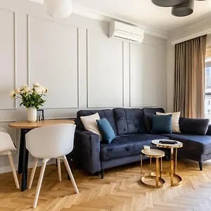 Golden - Mennica Apartment